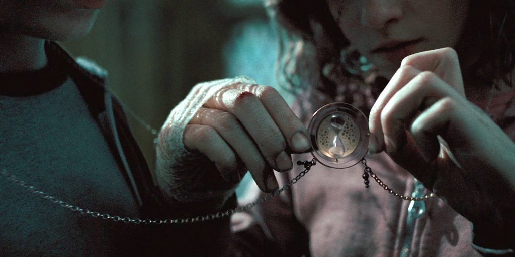 fantastic beasts hermione time turner