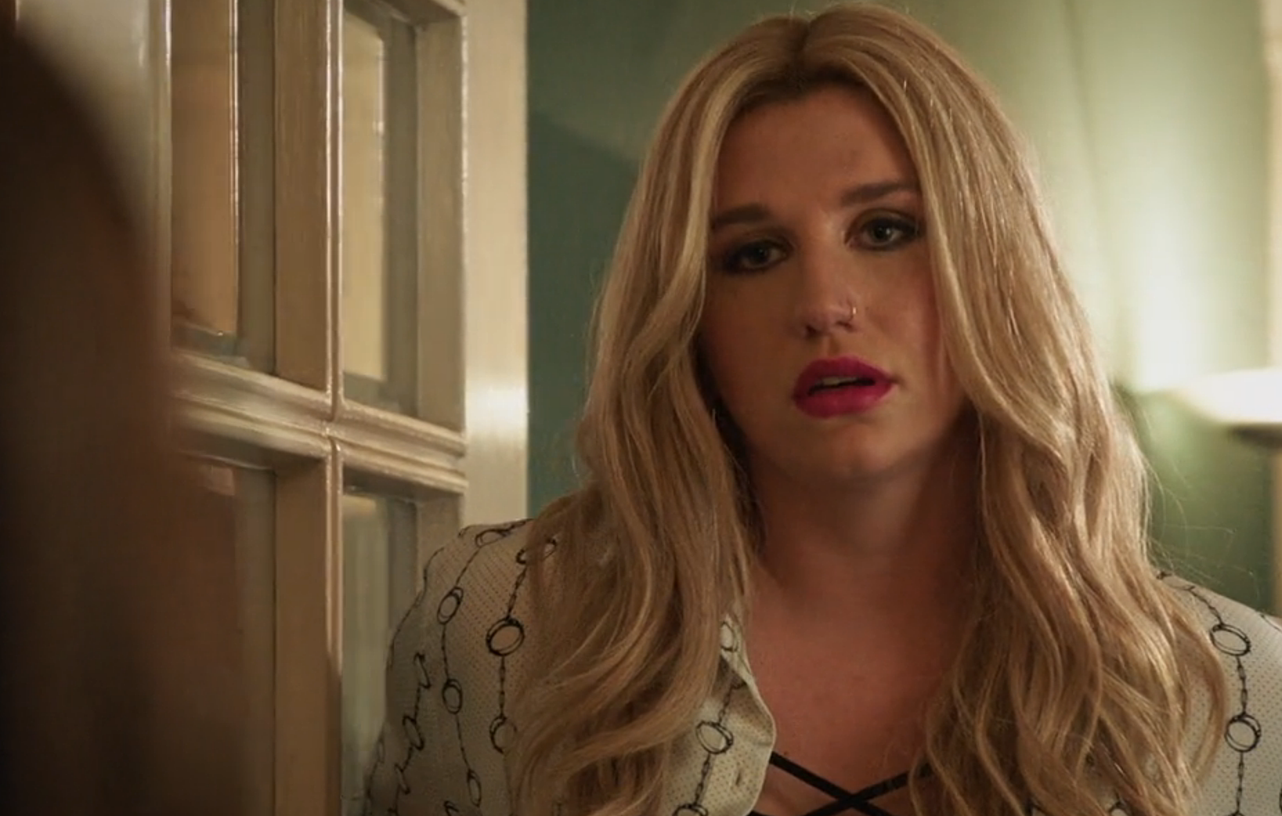 Kesha in 'Jane The Virgin'