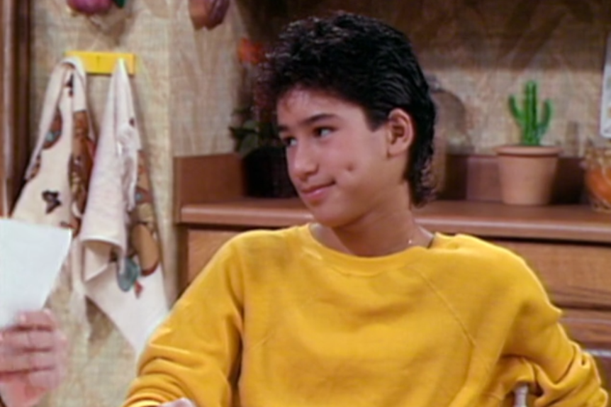 13-Year-Old Mario Lopez Appeared in Dorothy's Prized Pupil One of his earliest roles was as a student of Dorothy's in Season 2 episodes of Golden Girls. He appeared as Mario Sanchez, a young student of Dorothy who wrote an essay about the spirit of America and won the prize for it. Dorothy even enters him into a local writing contest which he wins.