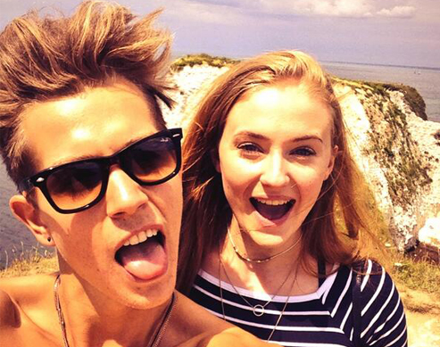 James Mcvey rejected by Sophie Turner on Twitter