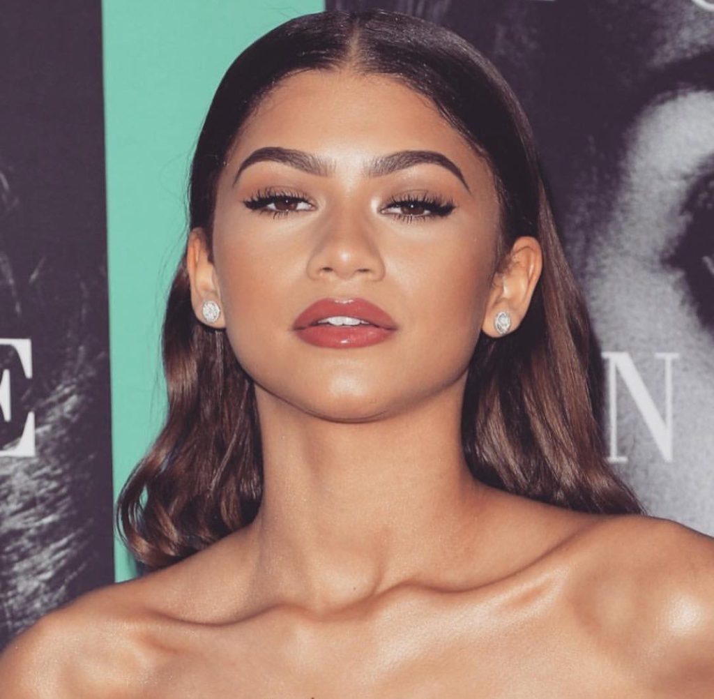 Celebrity who look way older than he looks - Zendaya.