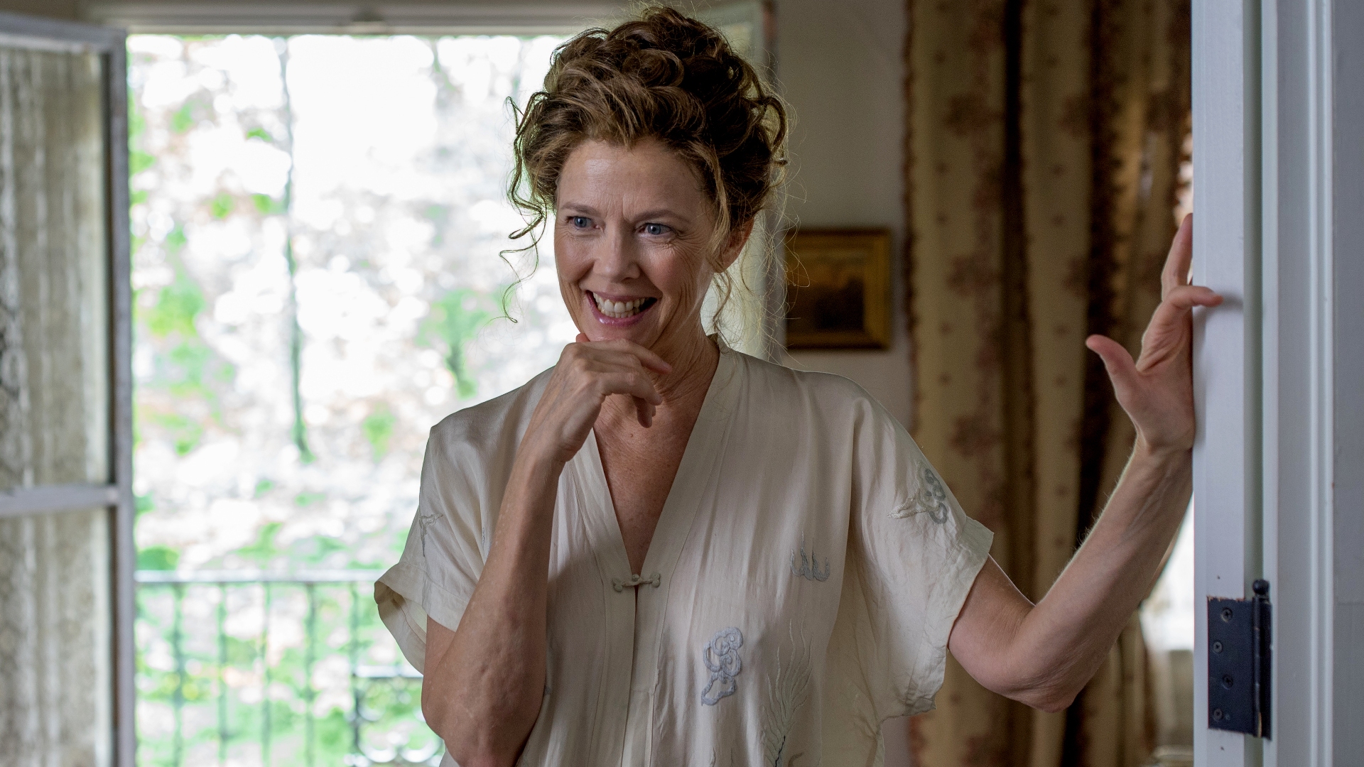 Annette Bening