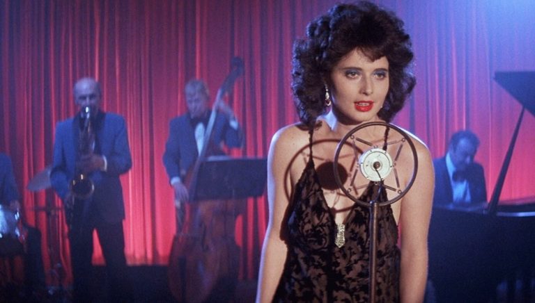 A still from Blue Velvet (1986)