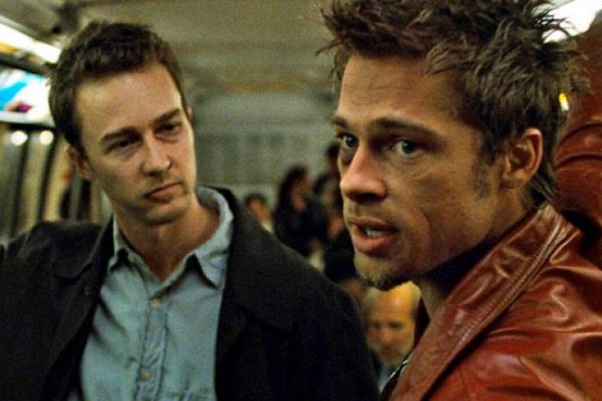 A still from Fight Club (1999).