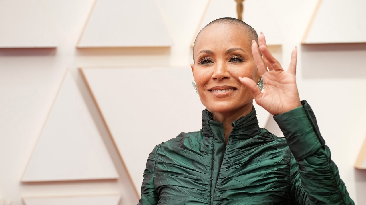 Jada Pinkett Smith's look at the Oscars 2022.