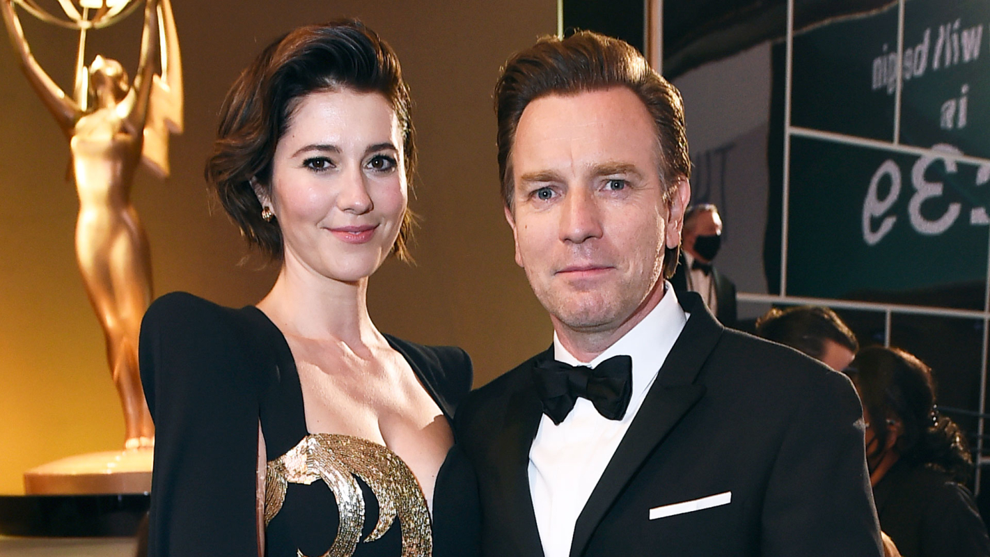 Obi-Wan Kenobi star Ewan McGregor marries Mary Elizabeth Winstead