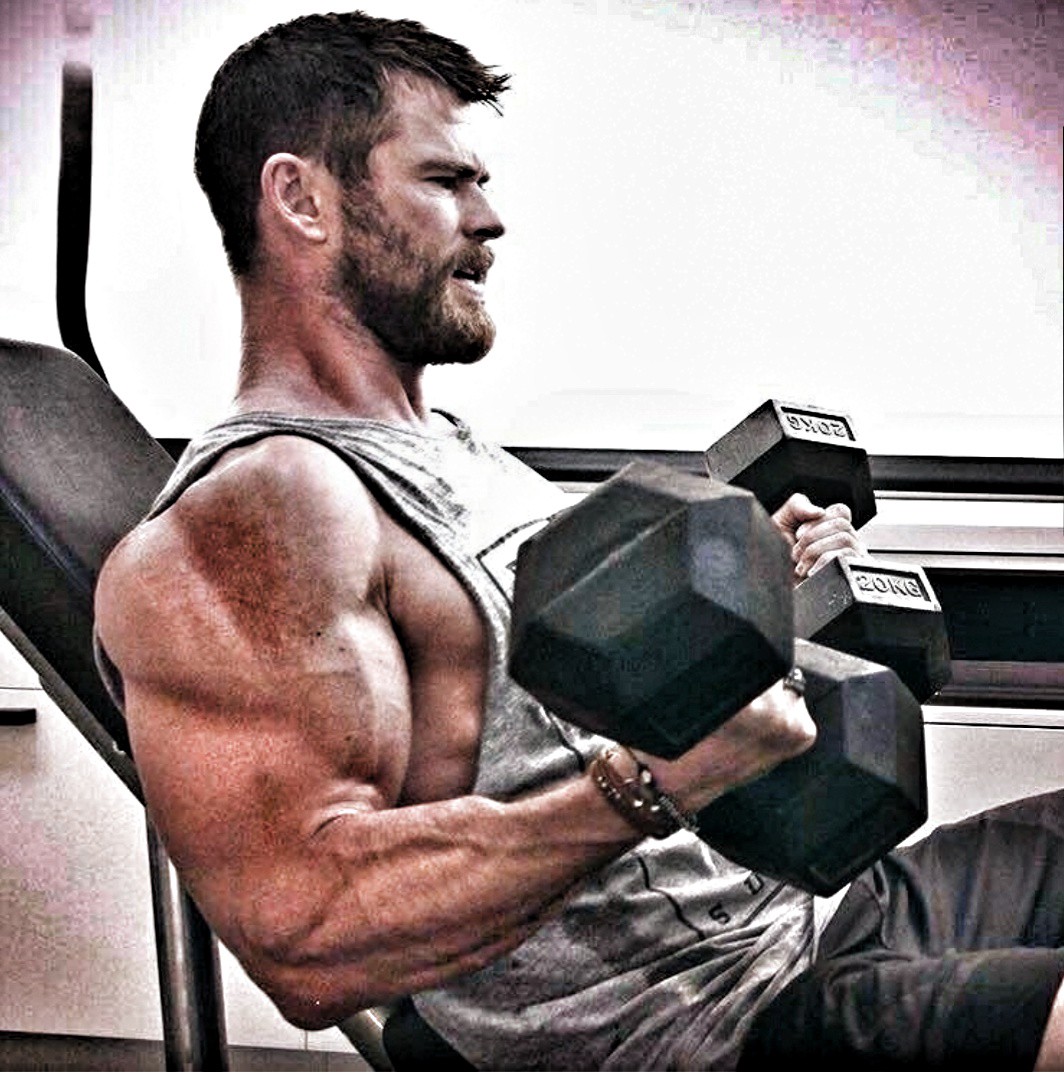 Chris Hemsworth training by Luke Zocchi.