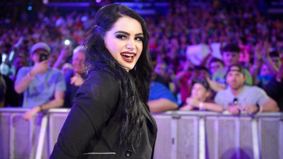 Former WWE Champion Paige Roasts Amber Heard With Hilarious ‘Amber Turd’ Joke