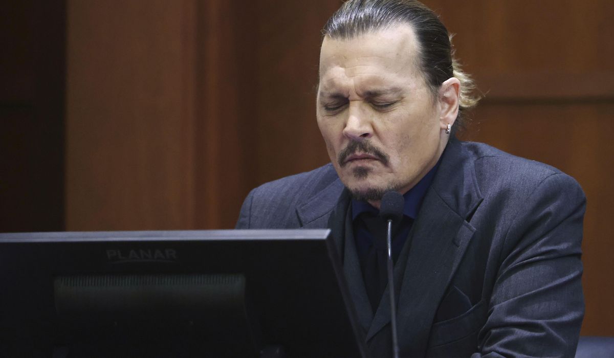 "She Hit Me. Is That Better?": Johnny Depp Frustrated at Amber Heard Lawyer's Questions