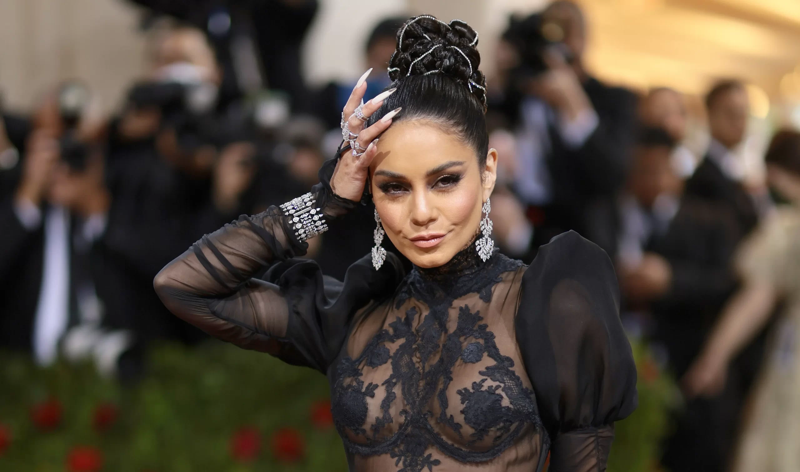 Vanessa Hudgens - Met gala 2022