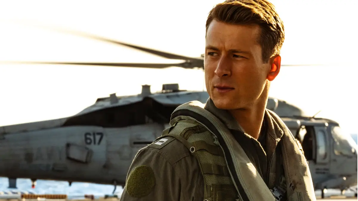 Top Gun: Maverick star Glen Powell 