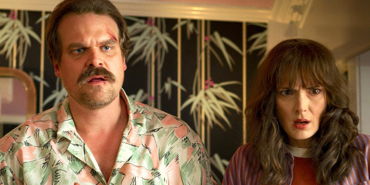 David Harbour Winona Ryder Stranger Things