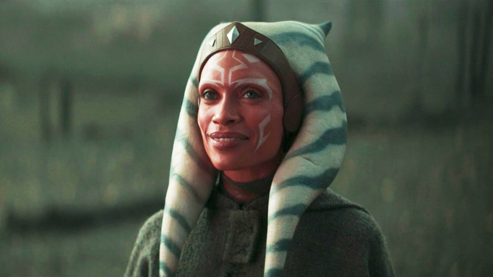 Rosario Dawson talked about watching Ahsoka's first episode